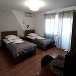 Alloggio in famiglia Pansion Stones