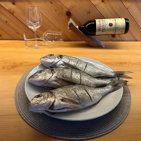 Pansion Stones בית אירוח *