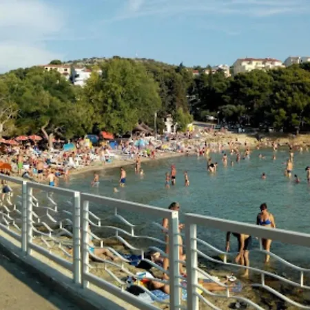 Homestay Pansion Stones