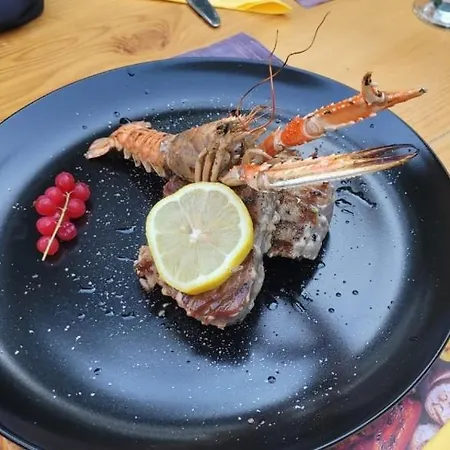 Pansion Stones בית אירוח *