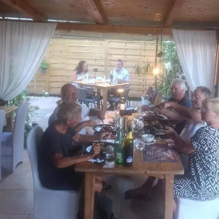 Pansion Stones منزل للإقامة