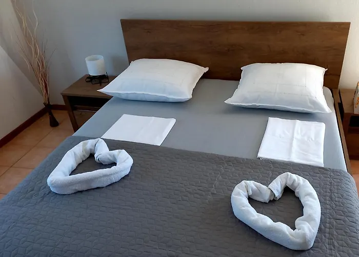 Pansion Stones Murter