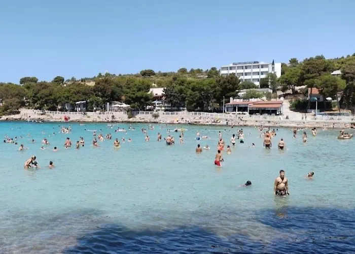 Pansion Stones Murter